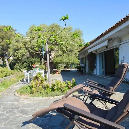 Вилла 3 Climatisee Avec Piscine 250m De Gigaro Wifi *
