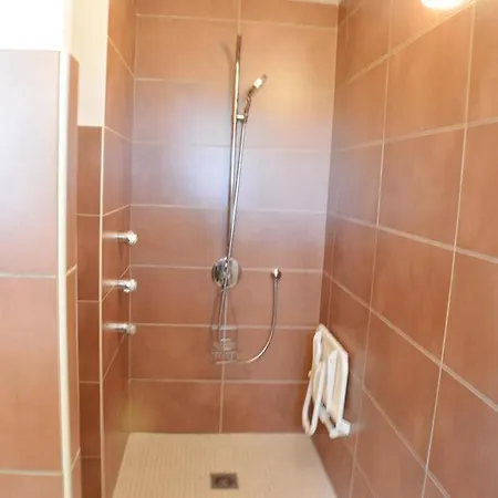 3 Climatisee Avec Piscine 250m De Gigaro Wifi Villa