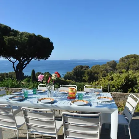 3 Climatisee Avec Piscine 250m De Gigaro Wifi Вилла Ла Круа-Вальме